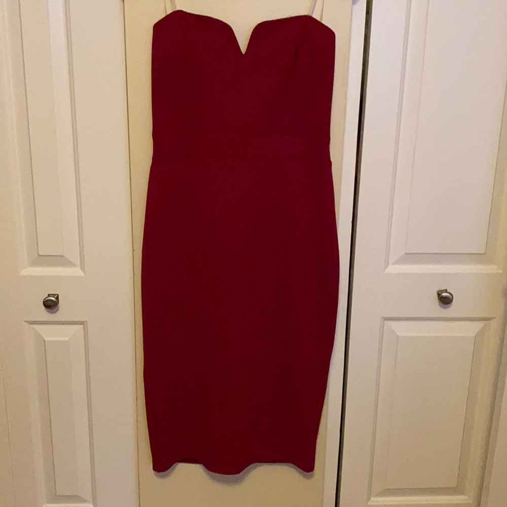 New Never worn Strapless stunner!